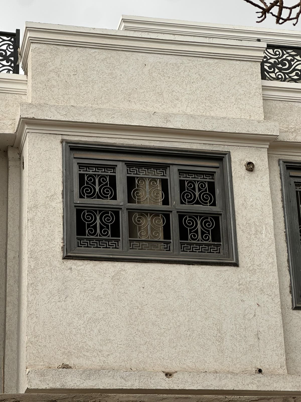 Two-Unit Residential Building photo 4