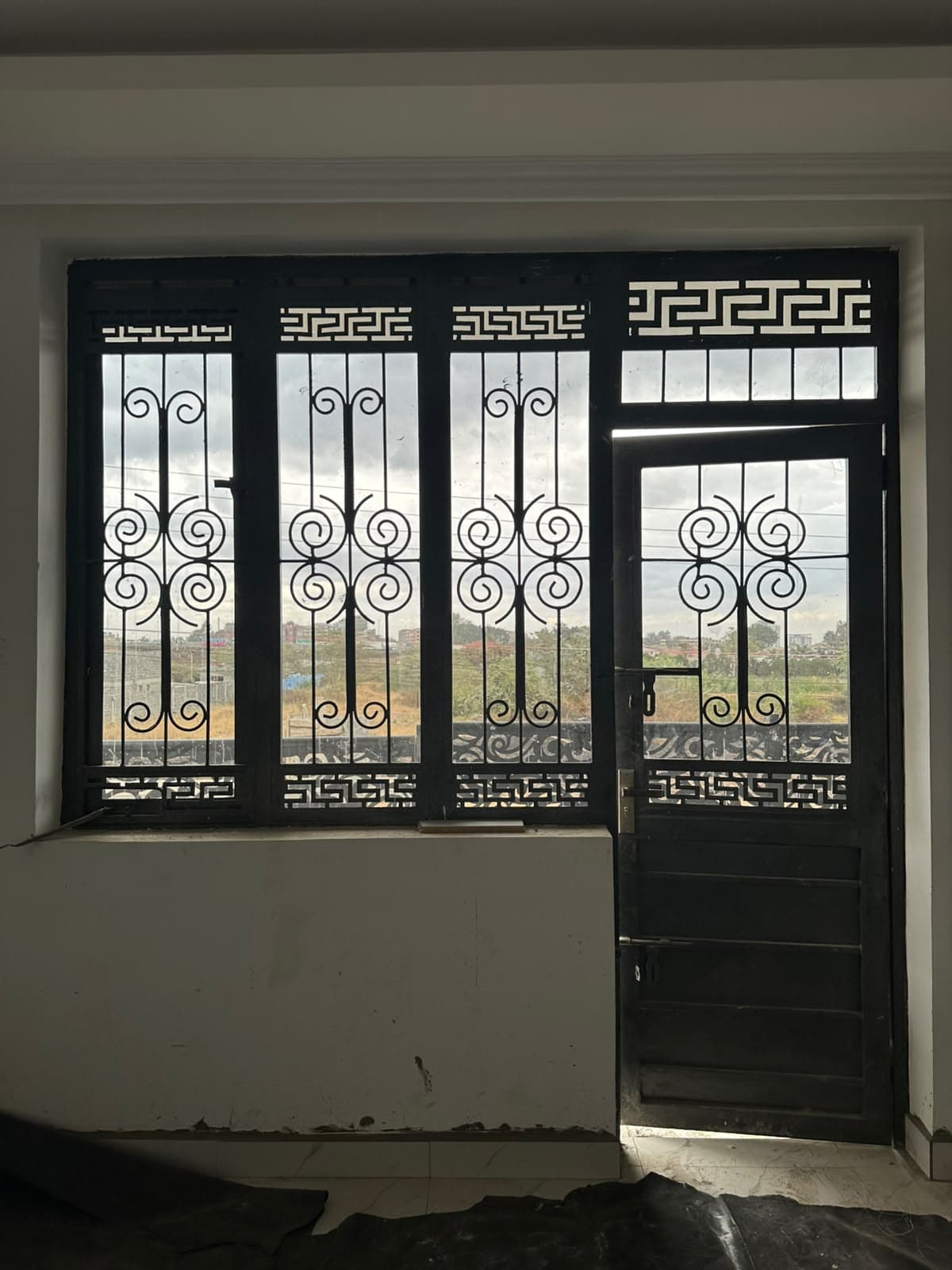 Two-Unit Residential Building photo 5